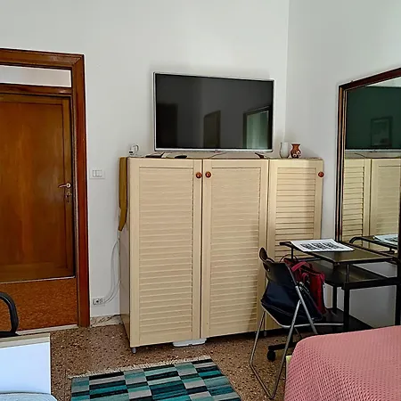 Il Cavaliere Dell'eur 4*