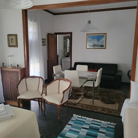 Il Cavaliere Dell'eur 4*