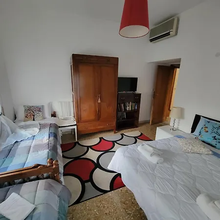 Il Cavaliere Dell'eur Guest house *