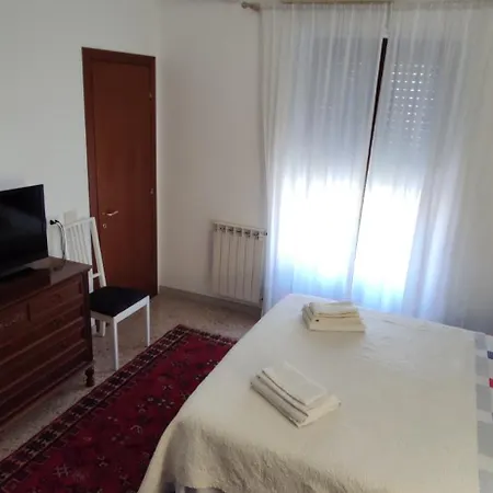 Il Cavaliere Dell'eur Pensjonat